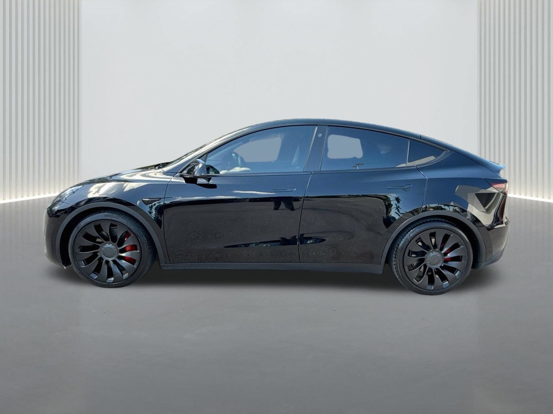 Used 2022 Tesla Model Y Performance with VIN 7SAYGDEF7NF413824 for sale in Miami, FL