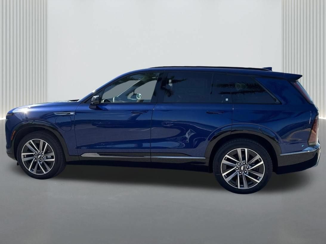 2027 Cadillac VISTIQ Sport - Photo 8