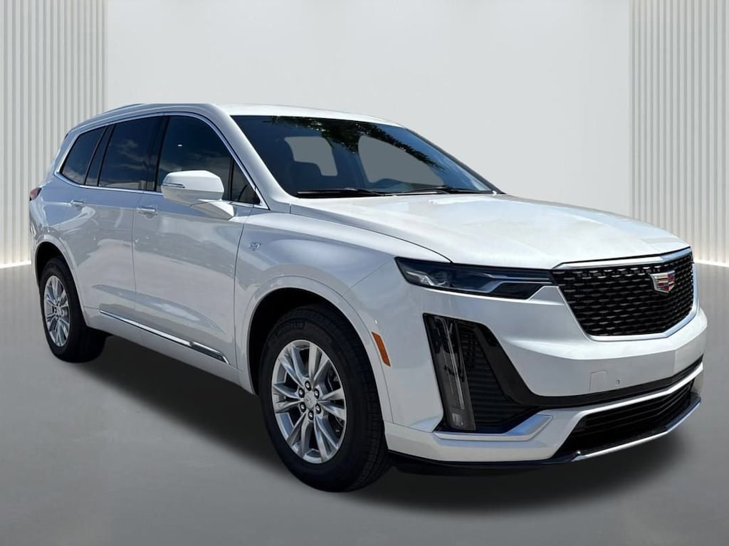New 2025 CADILLAC XT6 Luxury SUV