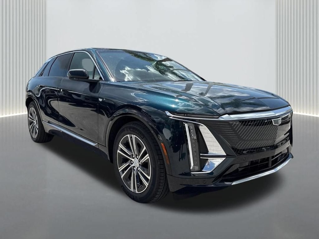New 2026 CADILLAC LYRIQ Luxury SUV