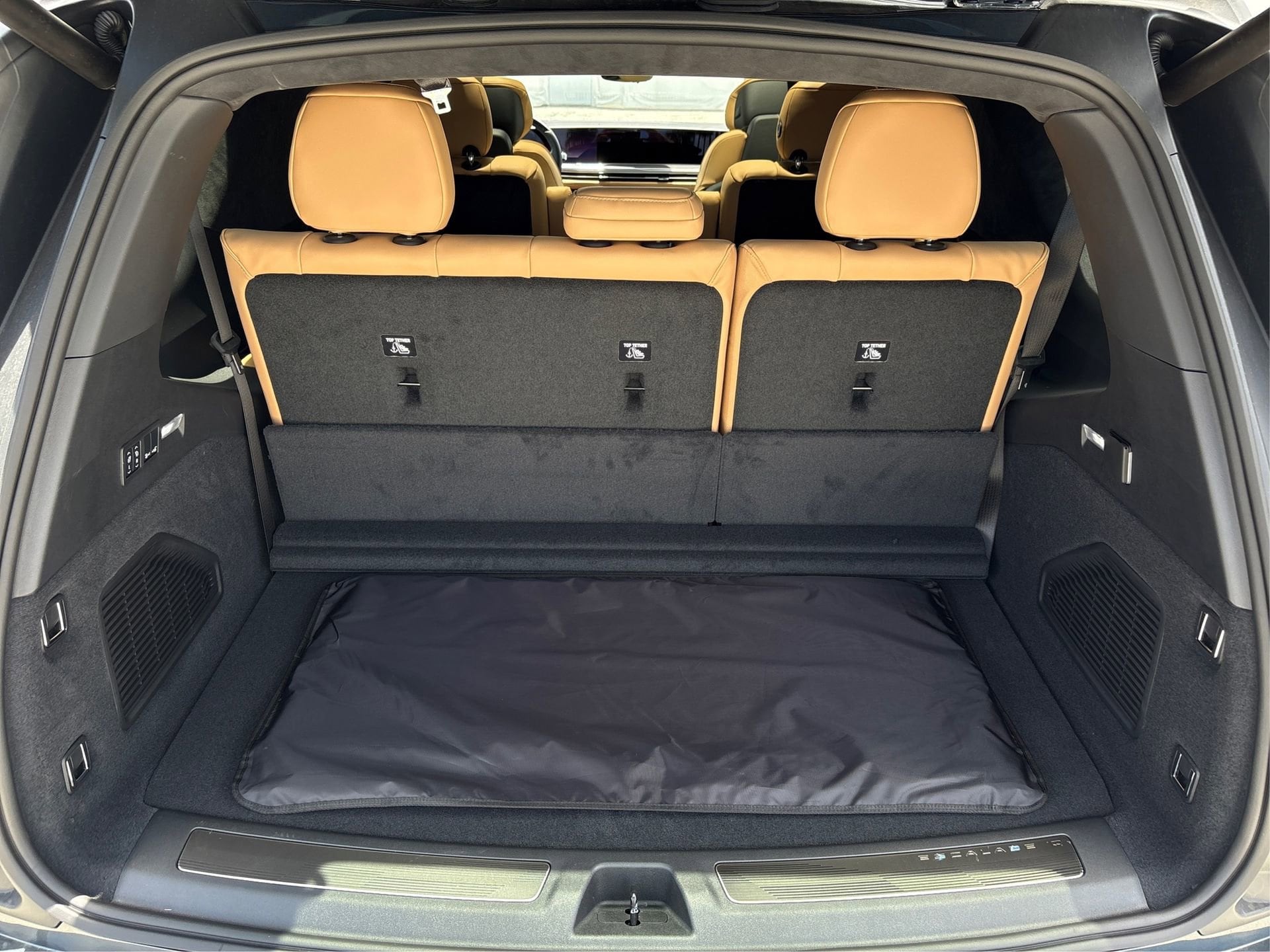 2026 Cadillac Escalade IQL Premium Sport - Photo 11