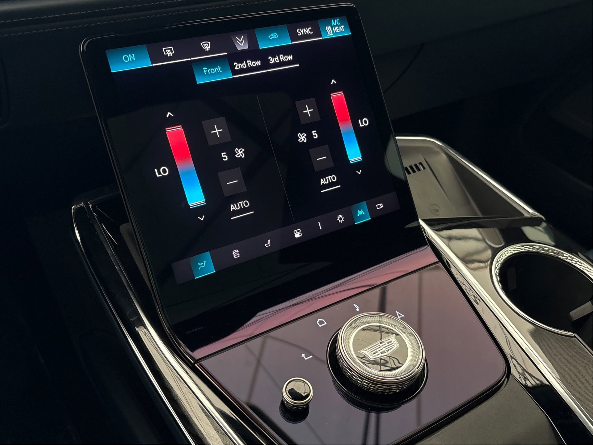 2025 Cadillac Escalade IQ Luxury 2 - Photo 26