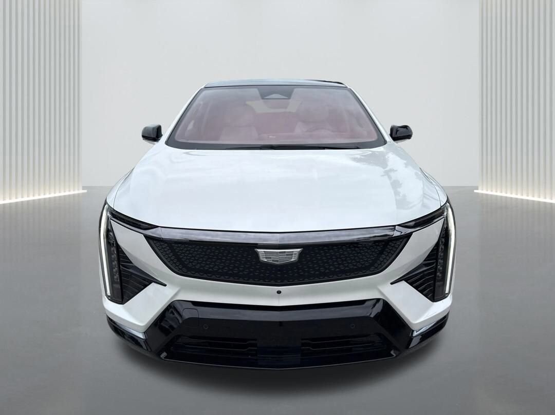 2025 Cadillac Optiq Sport photo 2