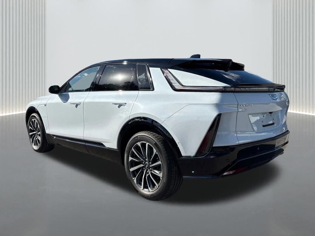 2026 Cadillac LYRIQ Premium Sport - Photo 7