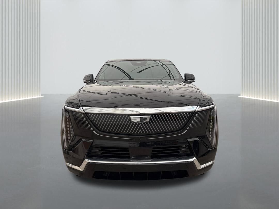 2025 Cadillac Escalade IQ Luxury photo 2