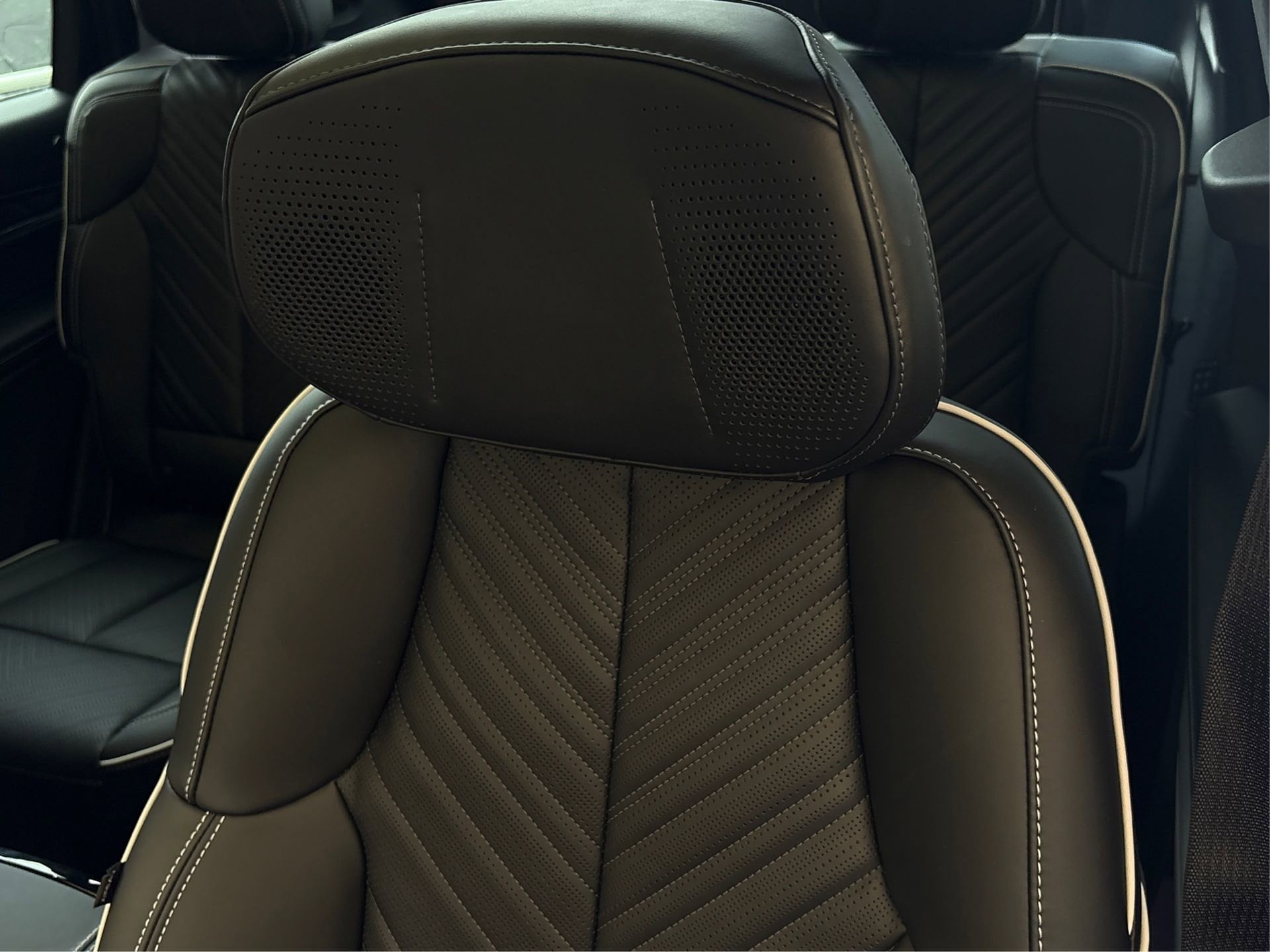 2026 Cadillac VISTIQ Platinum Sport - Photo 31