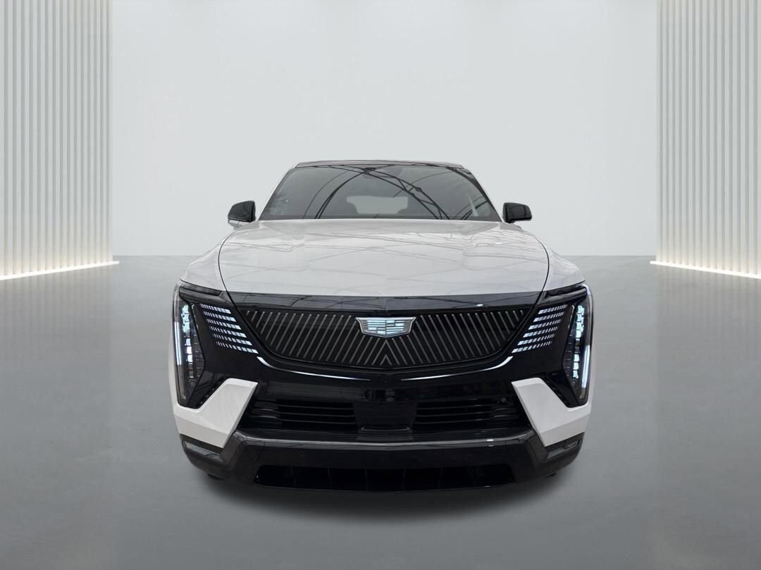 2025 Cadillac Escalade IQ Sport photo 2
