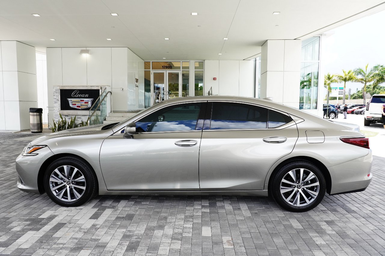 Used 2019 Lexus ES 350 with VIN 58ABZ1B10KU017925 for sale in Miami, FL