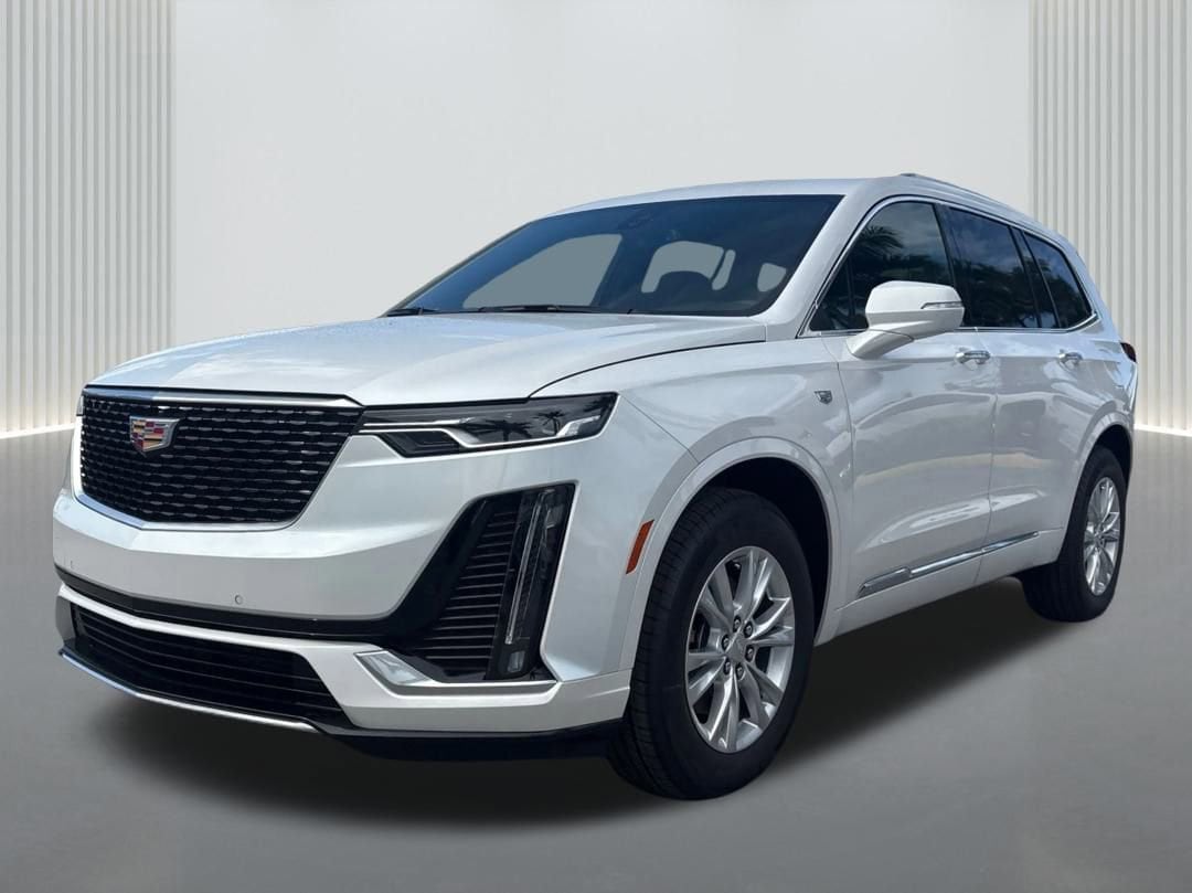 2025 Cadillac XT6 Luxury