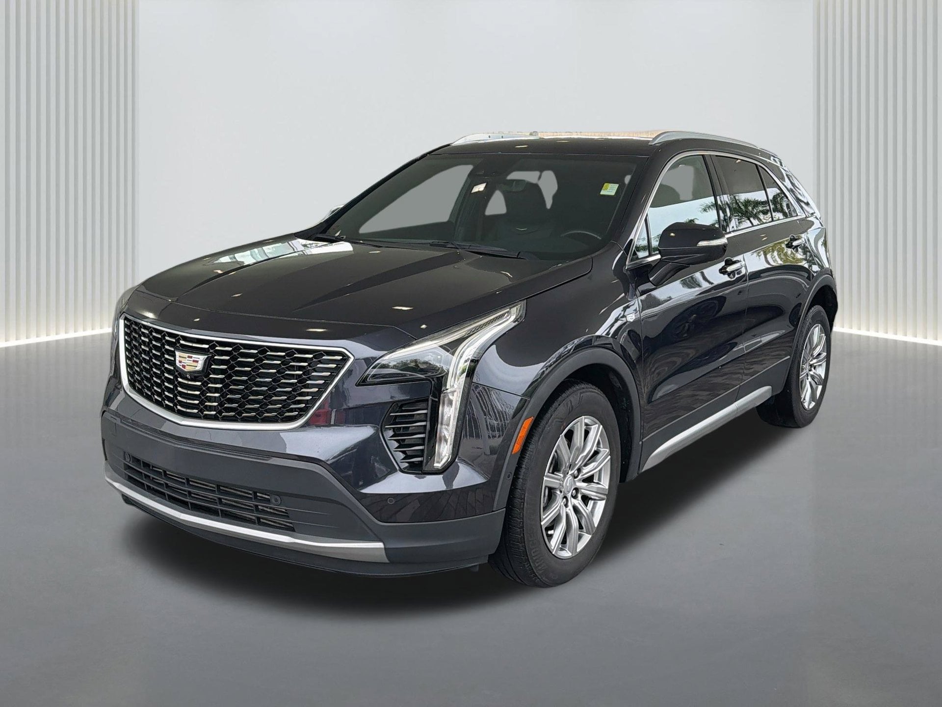 2022 Cadillac XT4 Premium Luxury