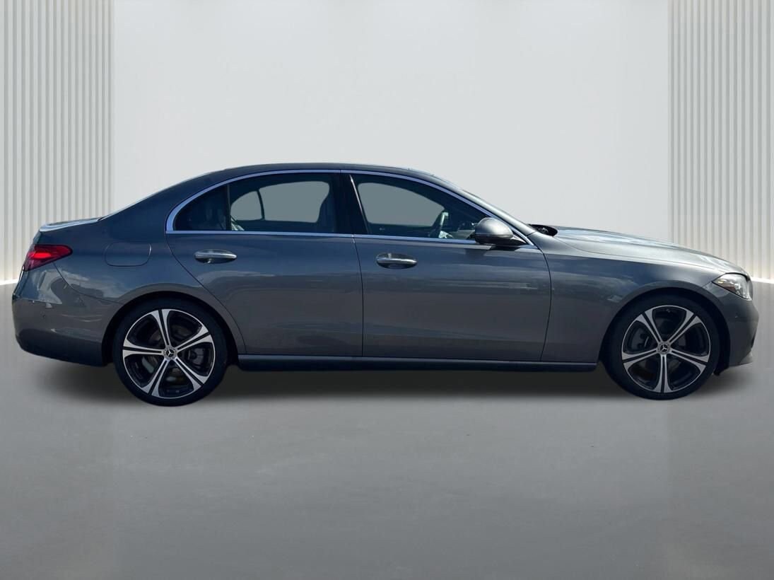 2025 Mercedes Benz C 300 4MATIC photo 4