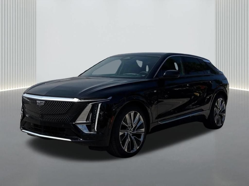 New 2026 CADILLAC LYRIQ Signature Luxury SUV