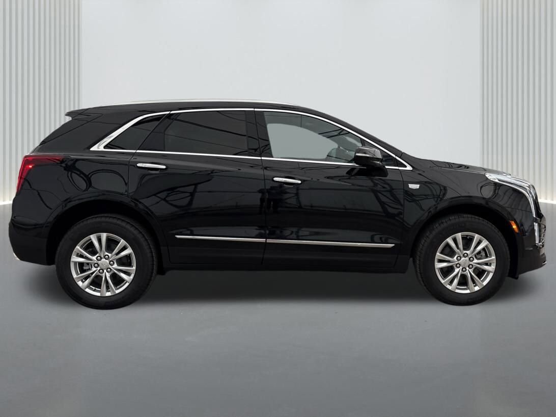 2025 Cadillac XT5 Luxury photo 4