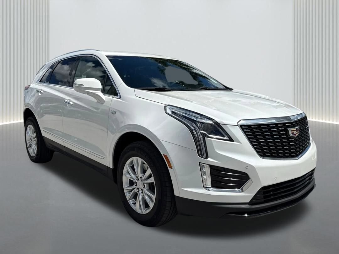 2023 Cadillac XT5 Luxury photo 3