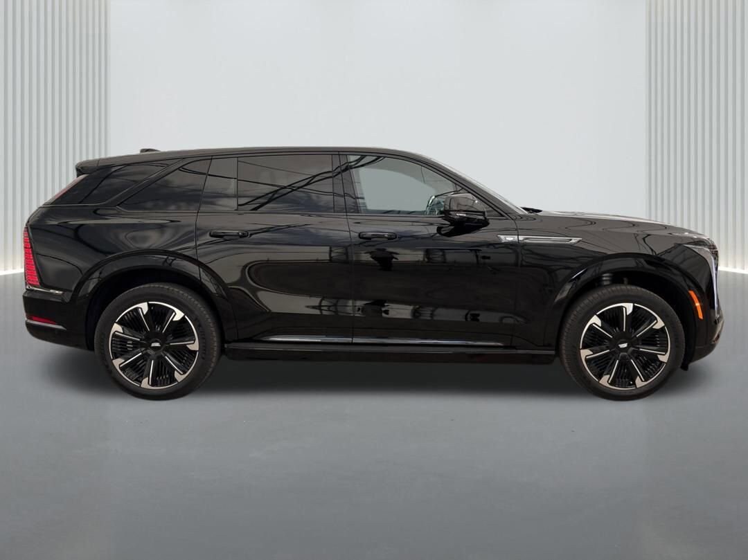 2025 Cadillac Escalade IQ photo 4