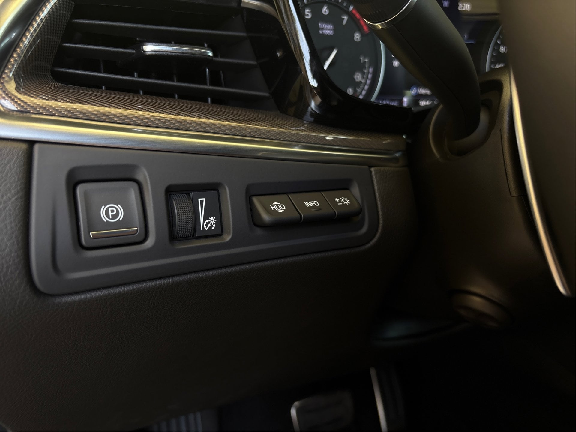 2024 Cadillac XT5 Sport - Photo 20