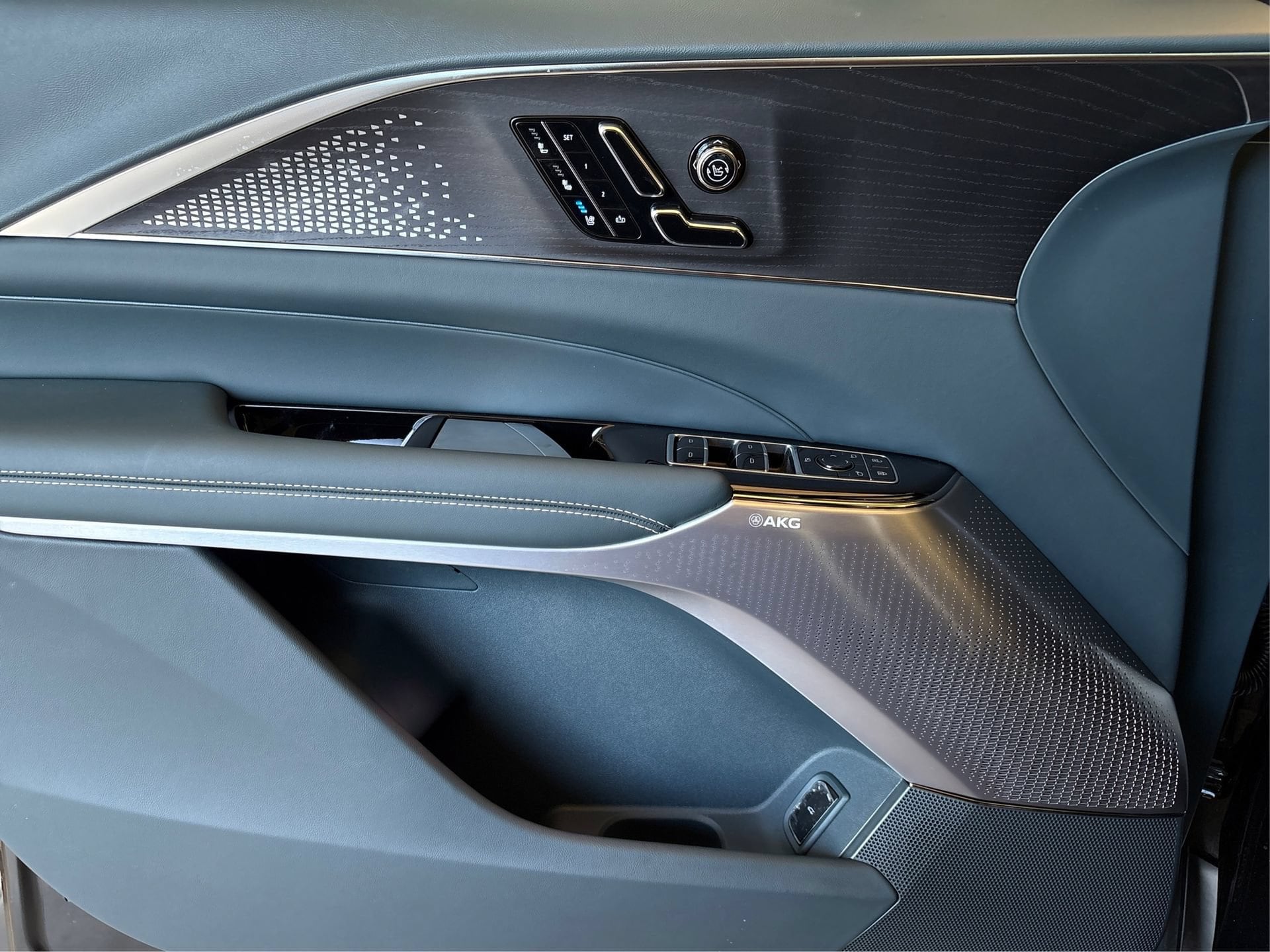 2026 Cadillac LYRIQ Signature Luxury - Photo 19