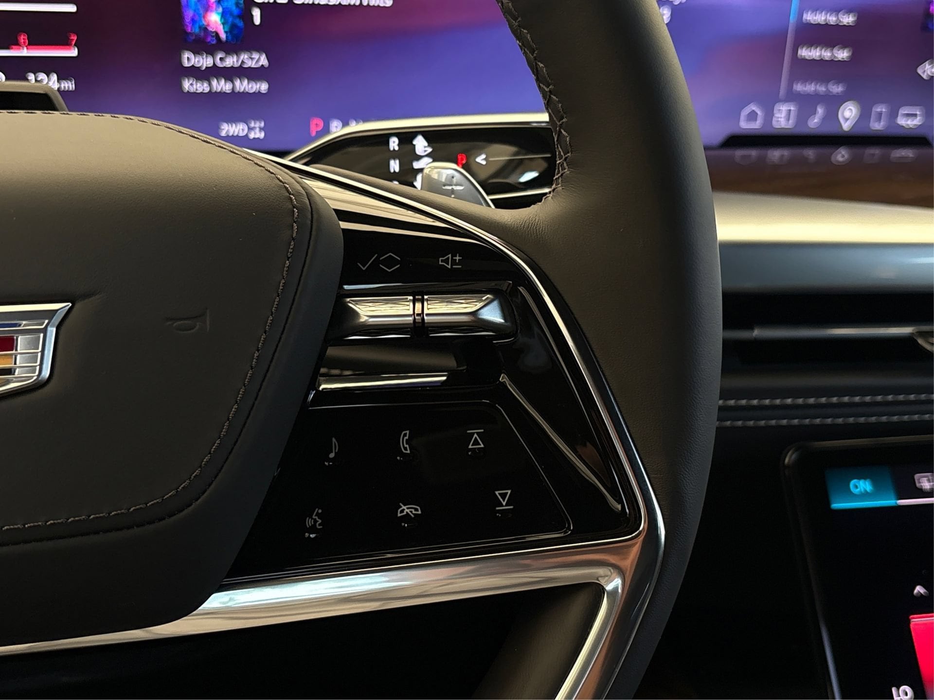 2026 Cadillac Escalade Platinum Sport - Photo 30