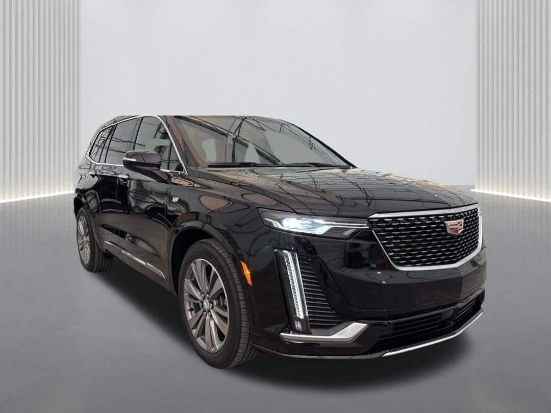 2025 Cadillac XT6 Premium Luxury photo 3