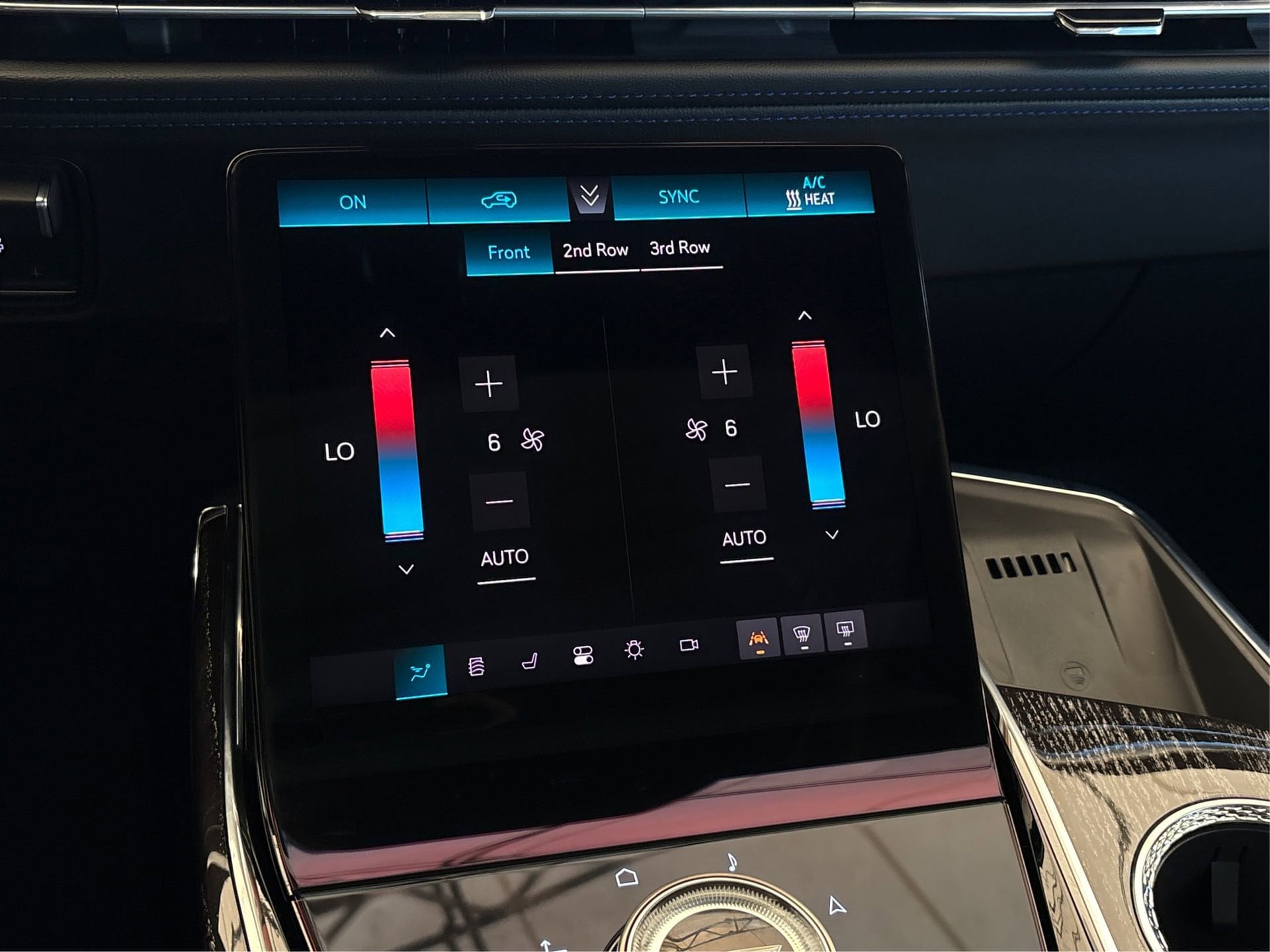 2026 Cadillac Escalade IQ Sport - Photo 26
