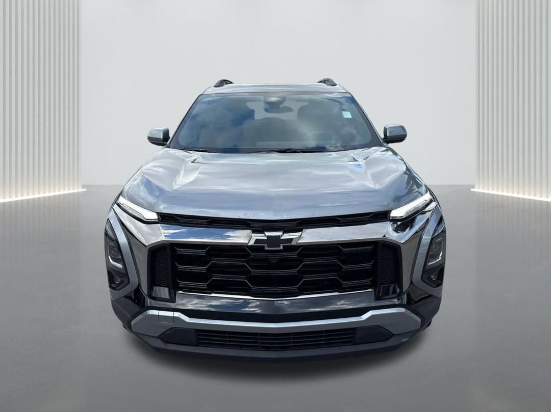 2025 Chevrolet Equinox ACTIV photo 2