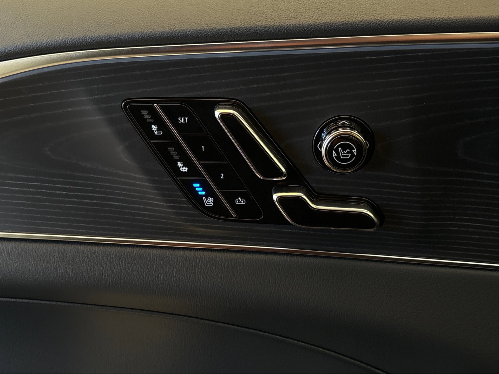 2026 Cadillac LYRIQ Premium Sport - Photo 31