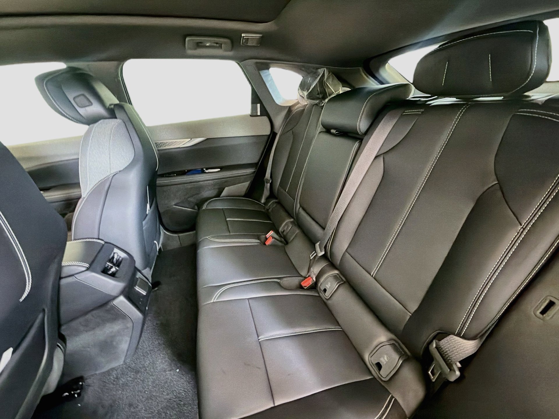 2027 Cadillac OPTIQ Sport - Photo 20