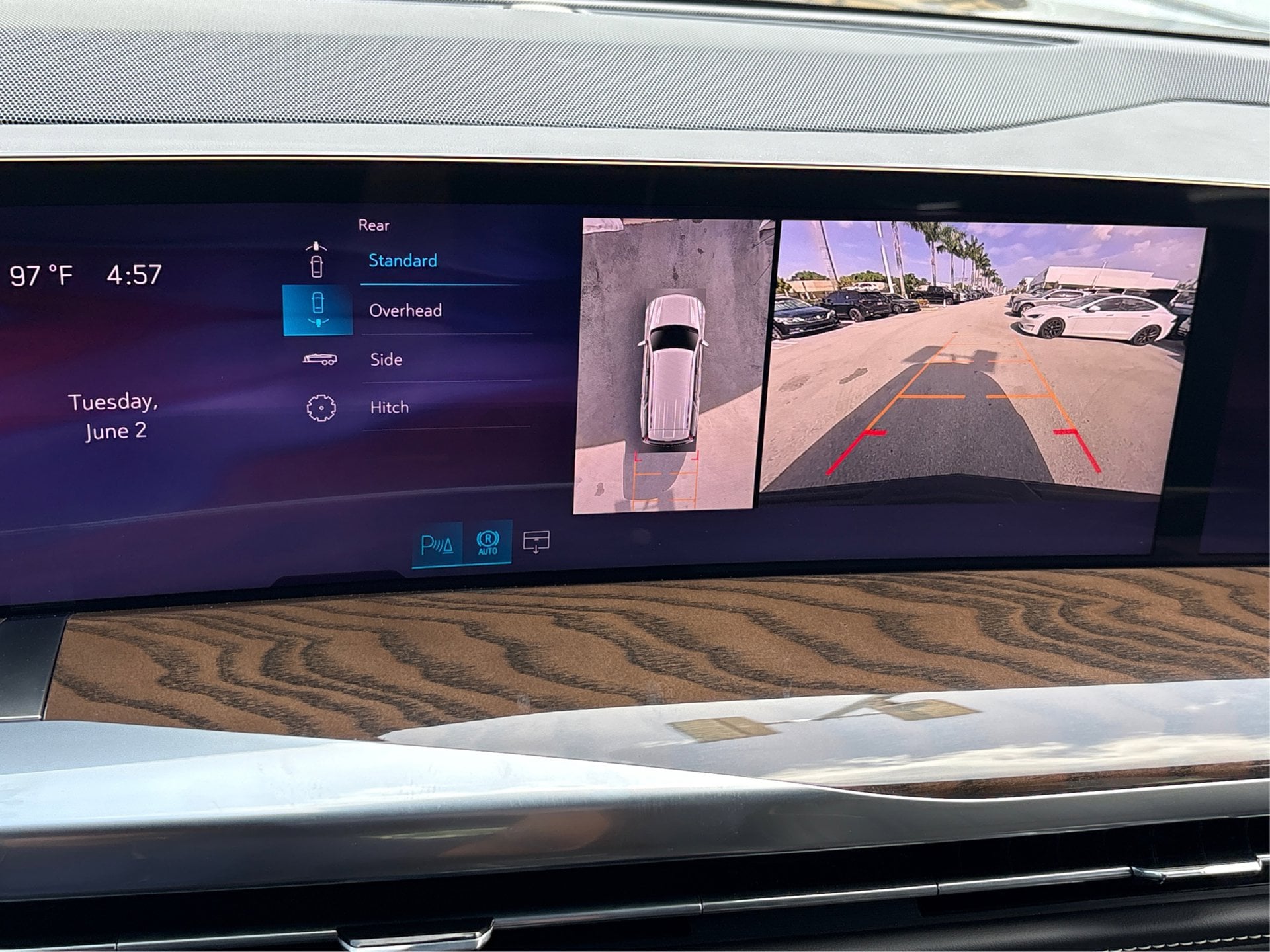 2026 Cadillac Escalade Platinum Sport - Photo 26