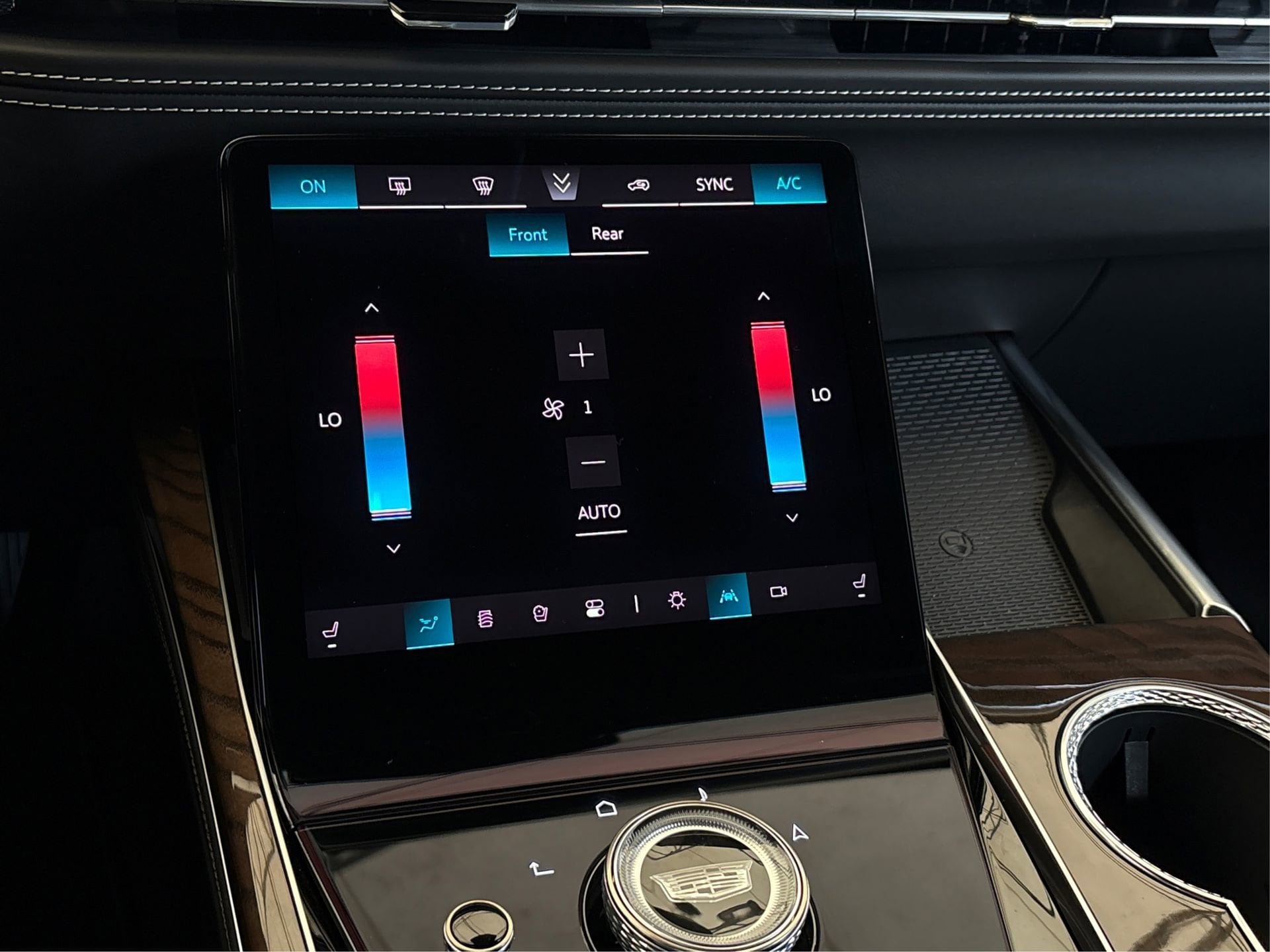 2026 Cadillac Escalade Platinum Sport - Photo 27