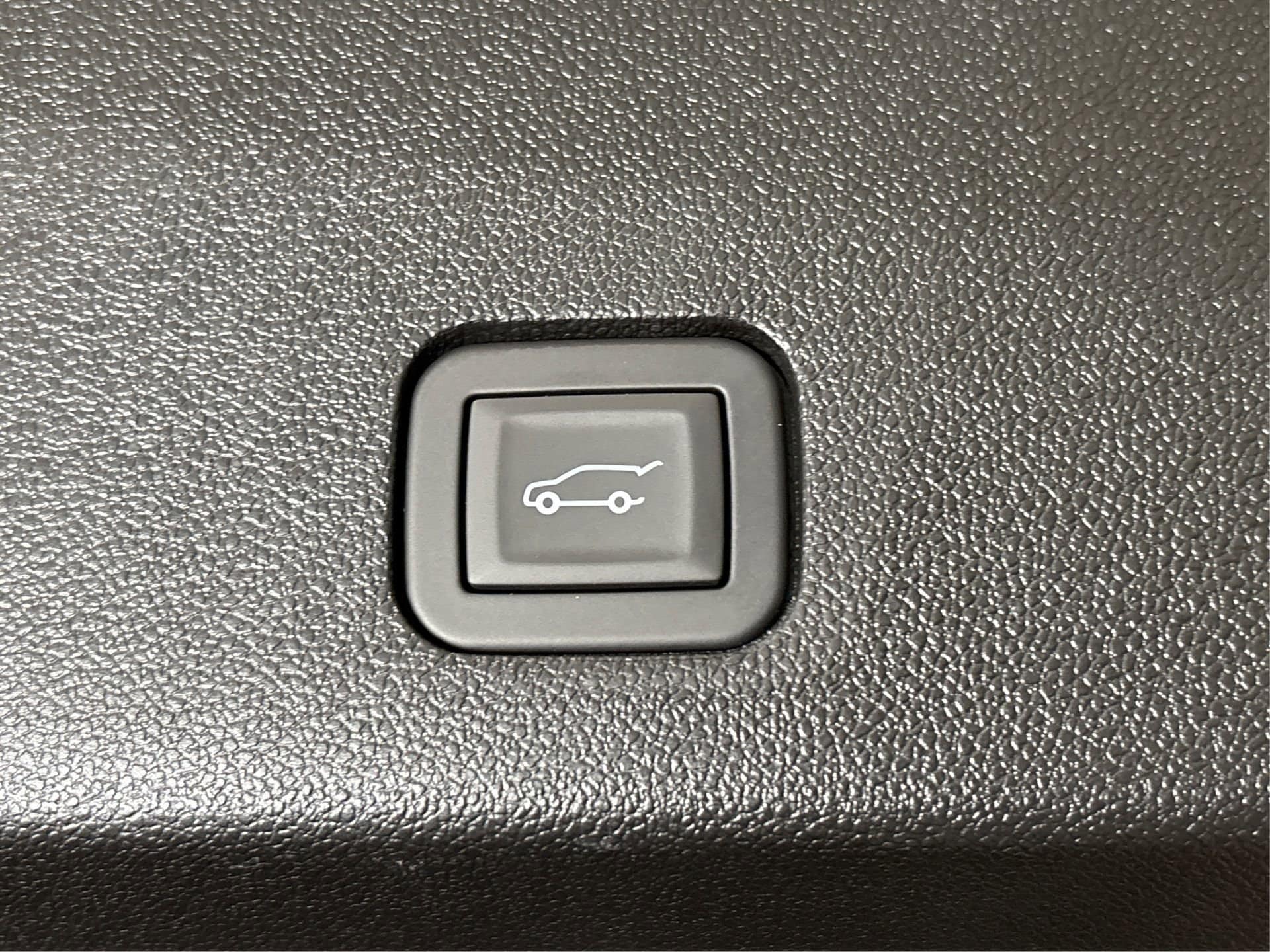 2025 Cadillac XT6 Premium Luxury - Photo 12