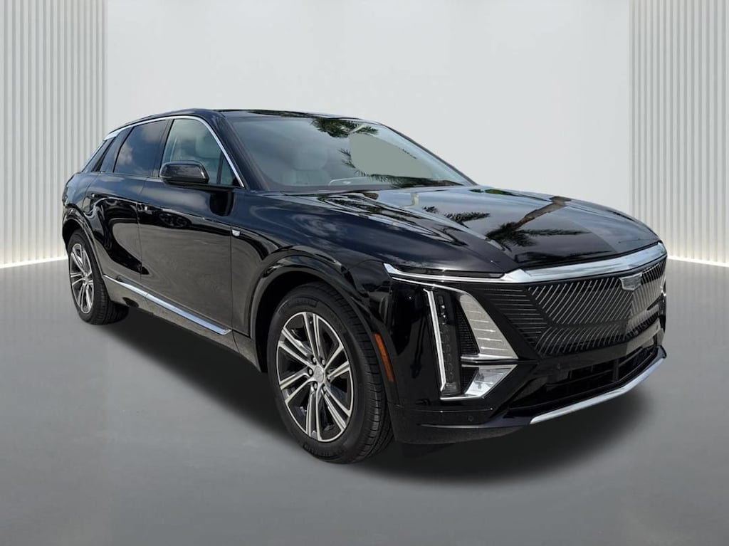 New 2026 CADILLAC LYRIQ Luxury SUV