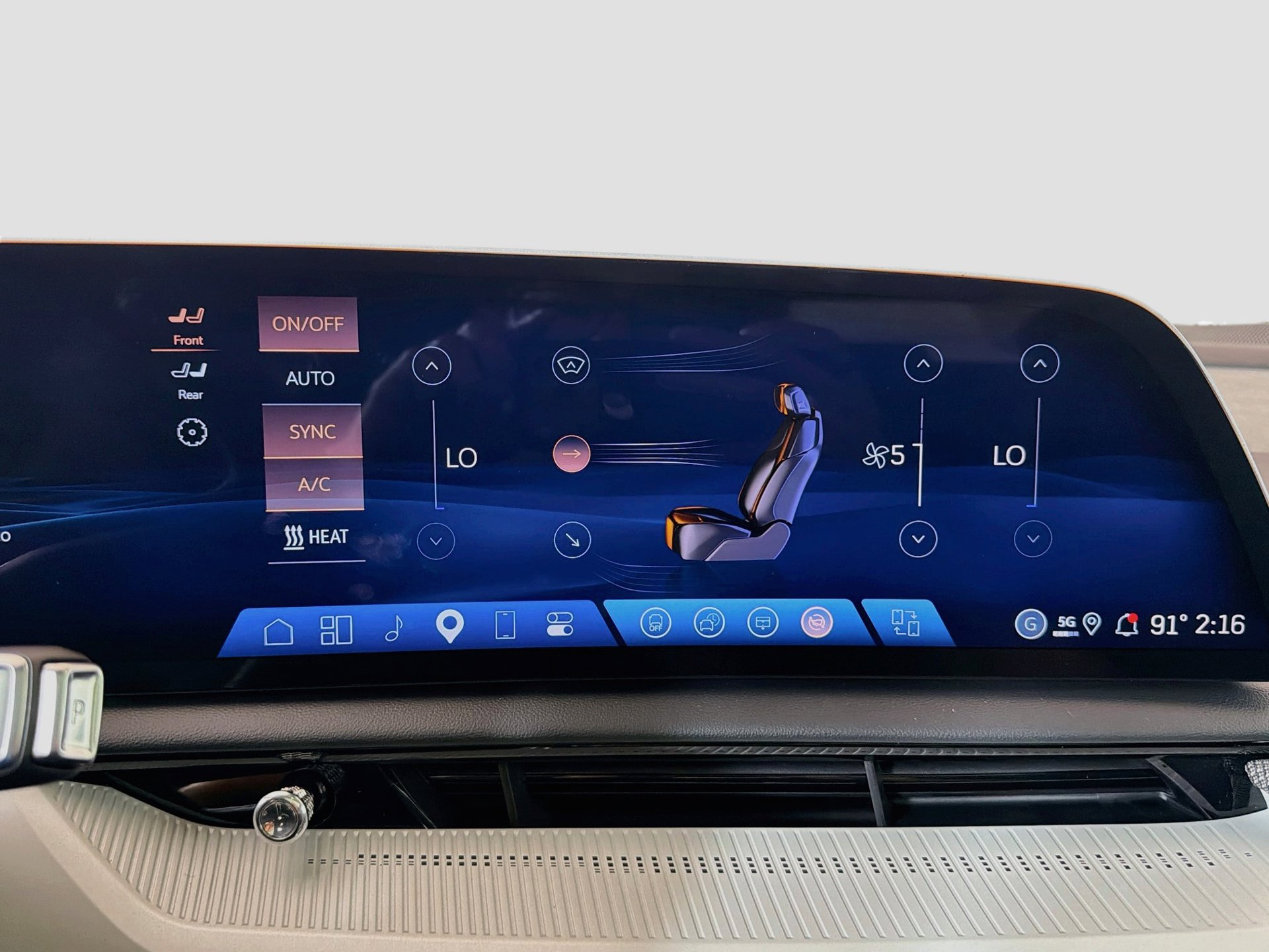 2027 Cadillac OPTIQ Sport - Photo 32