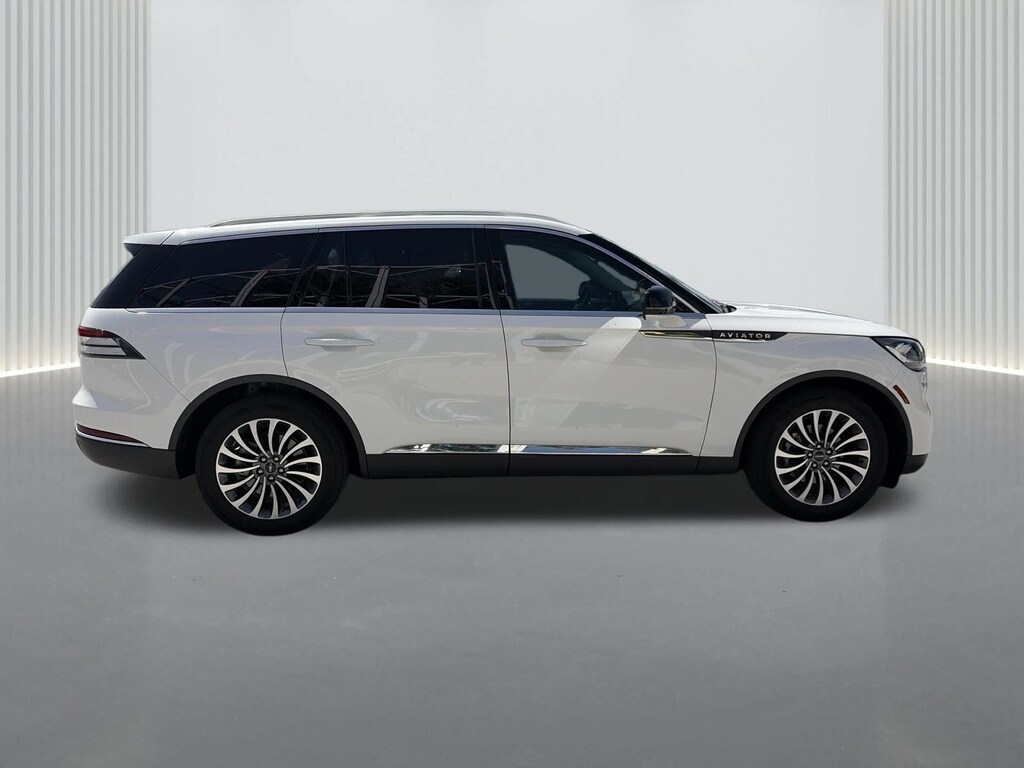 Used 2023 Lincoln Aviator Standard