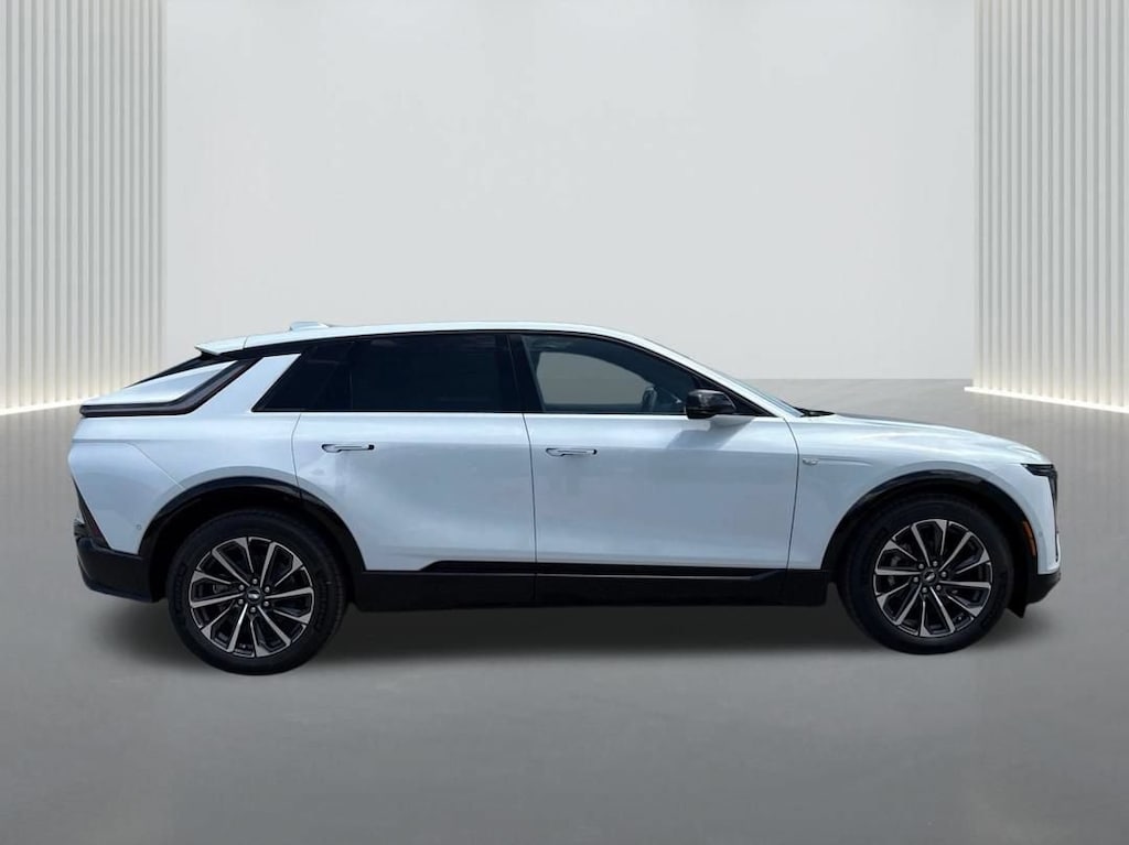 New 2027 CADILLAC LYRIQ Sport SUV