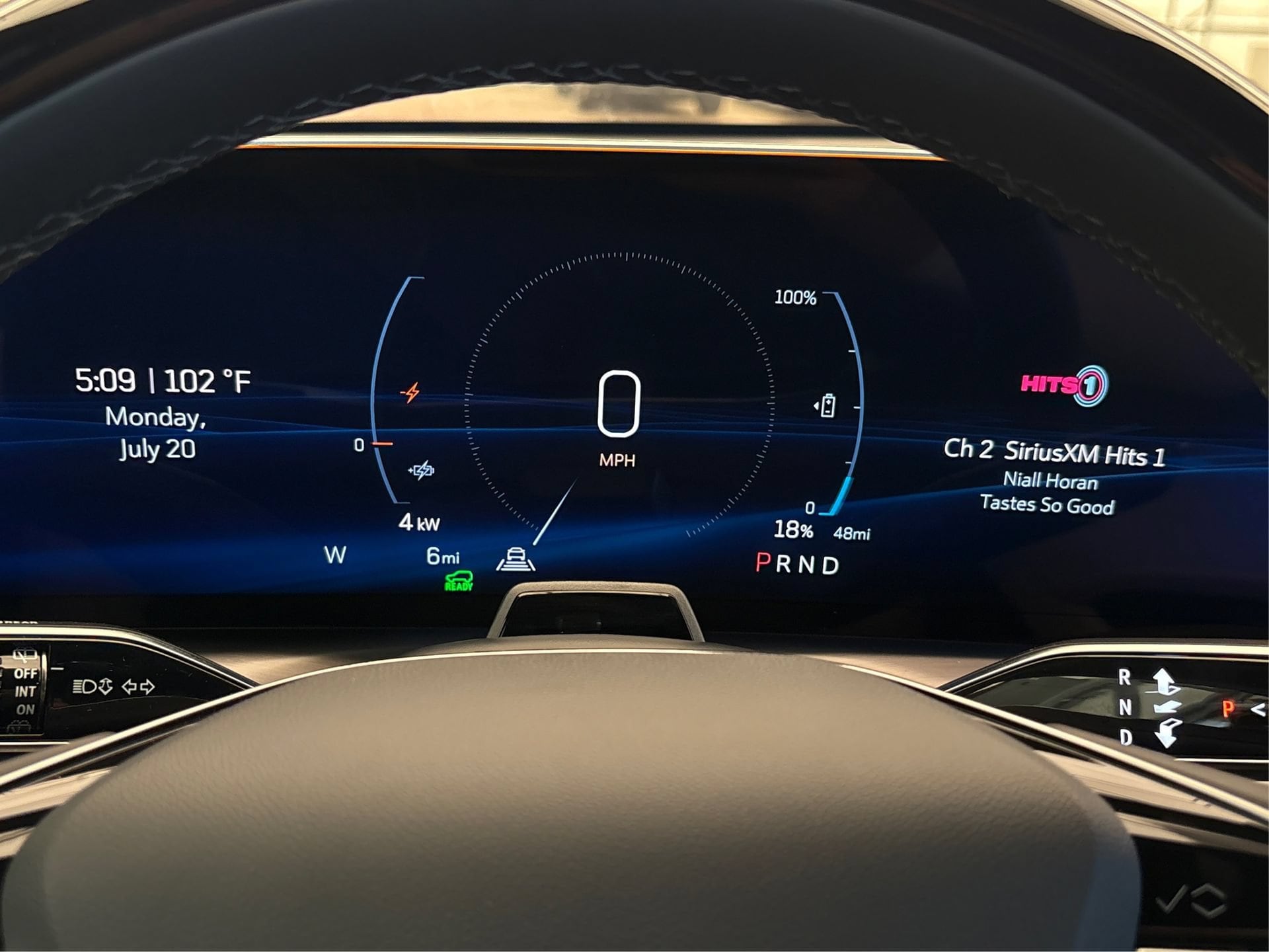 2027 Cadillac VISTIQ Sport - Photo 18