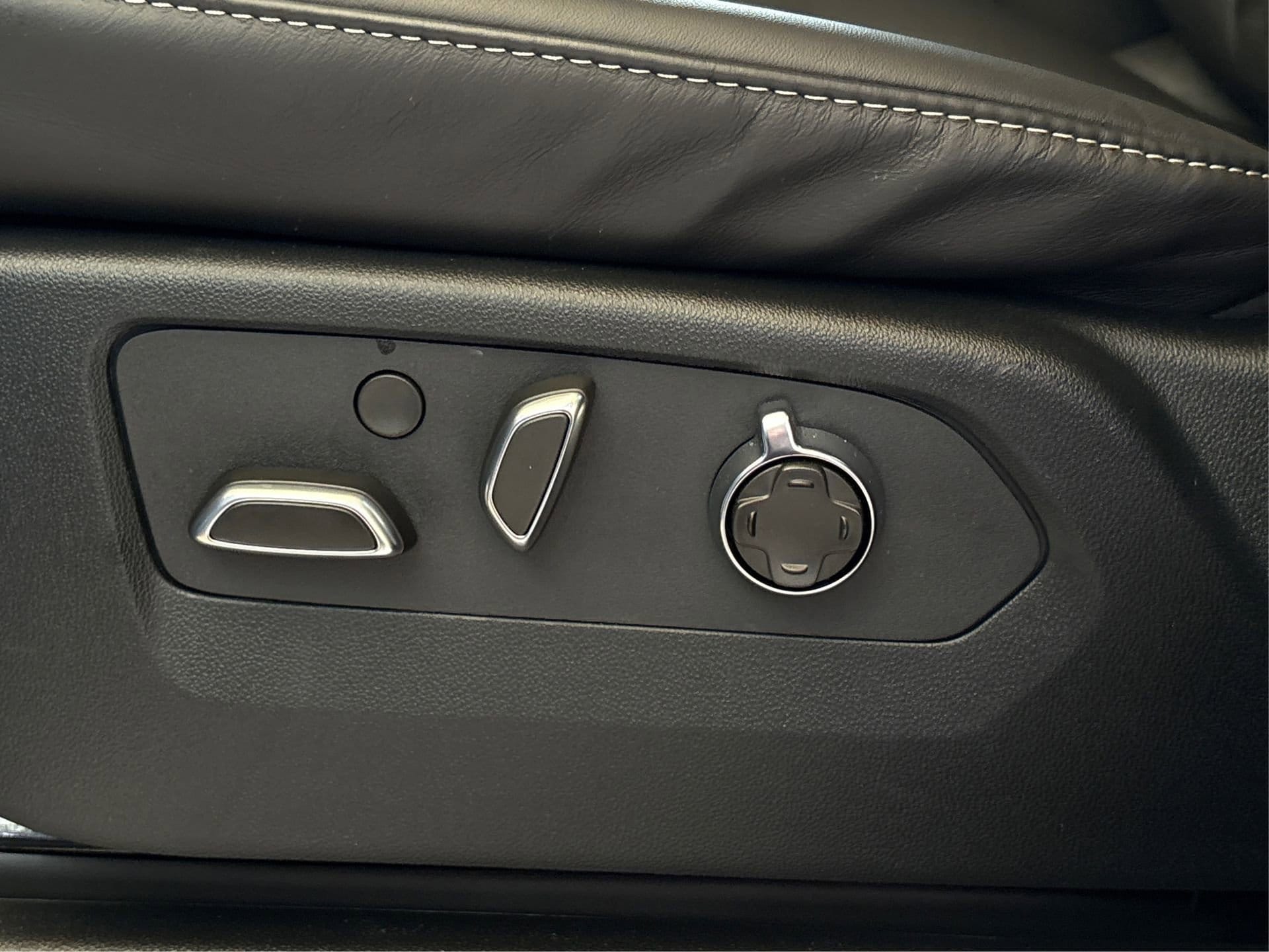 2026 Cadillac Escalade Platinum Sport - Photo 33