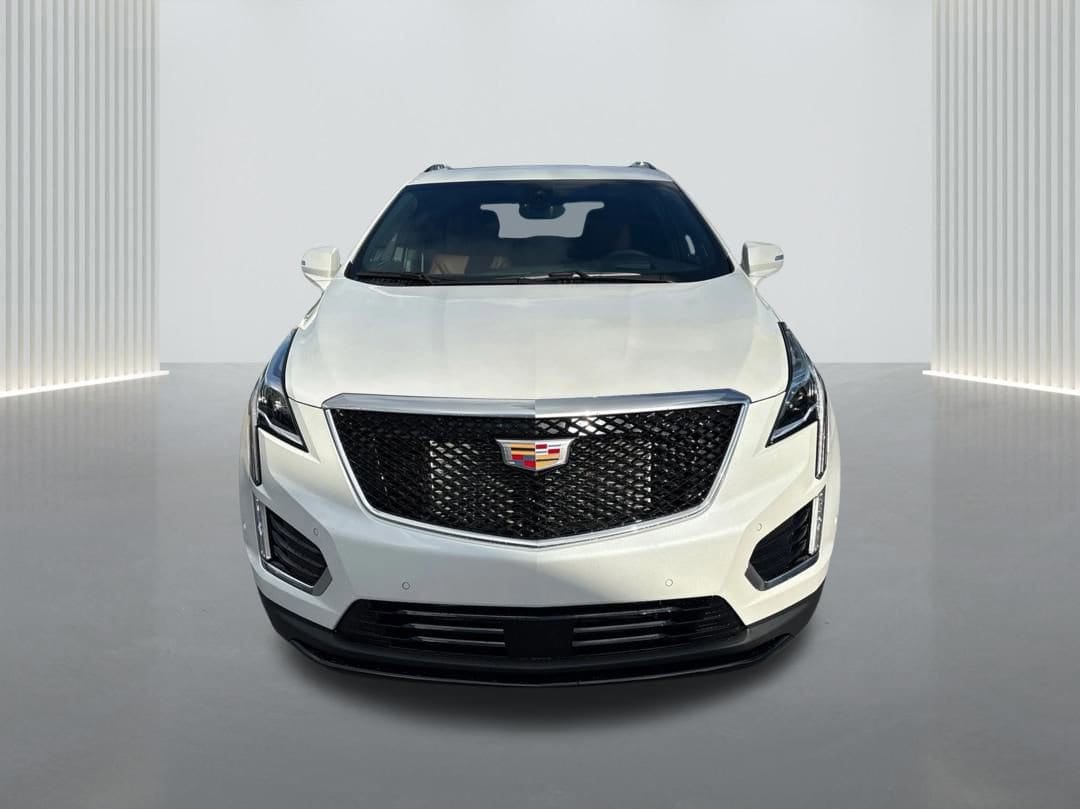 2026 Cadillac XT5 Sport photo 2