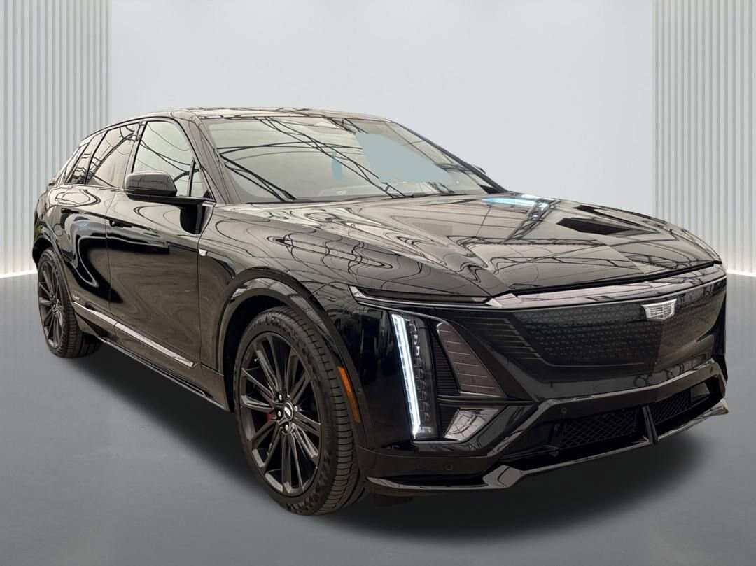 2026 Cadillac Lyriq photo 3