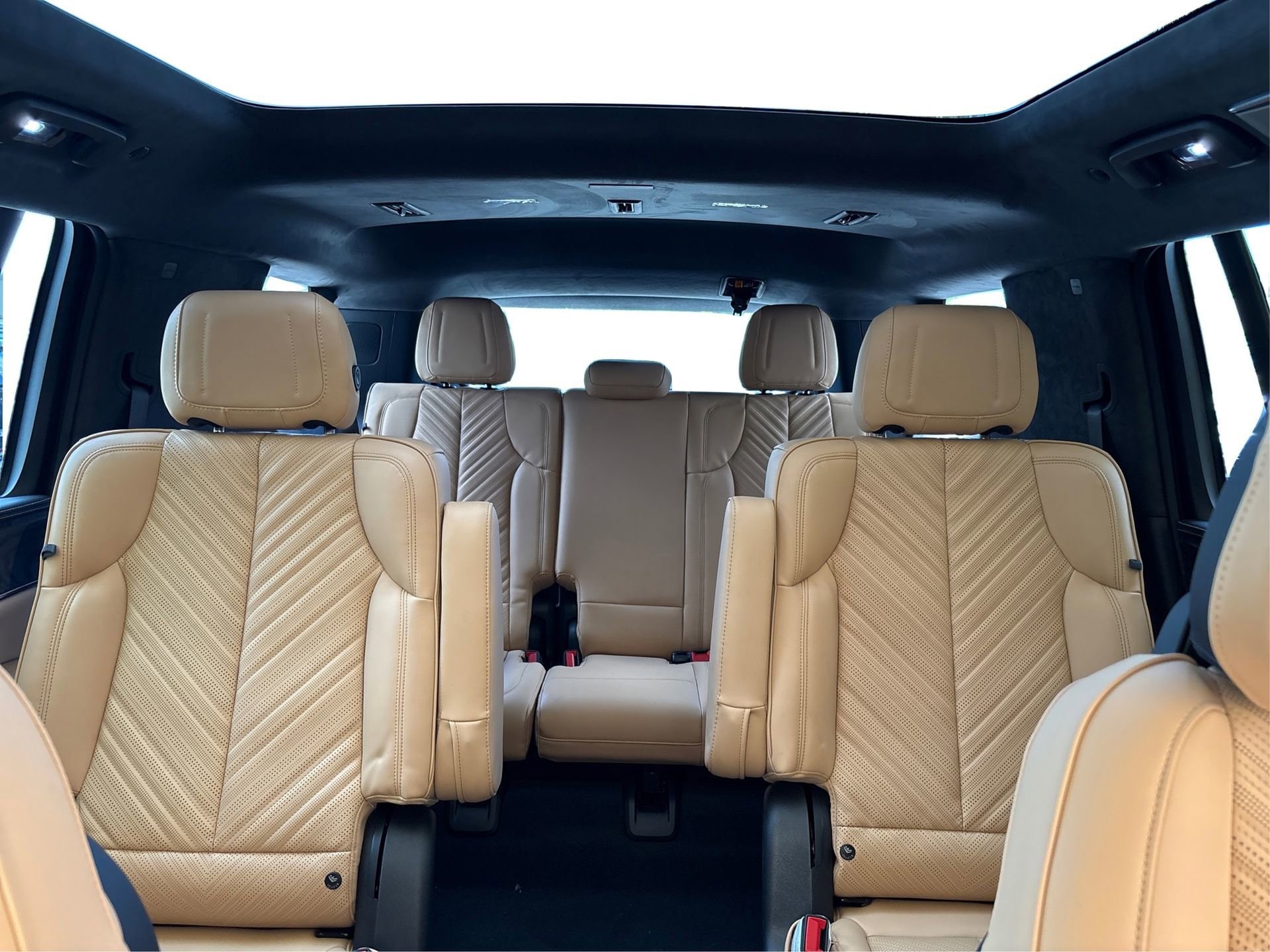 2026 Cadillac Escalade IQL Premium Sport - Photo 17