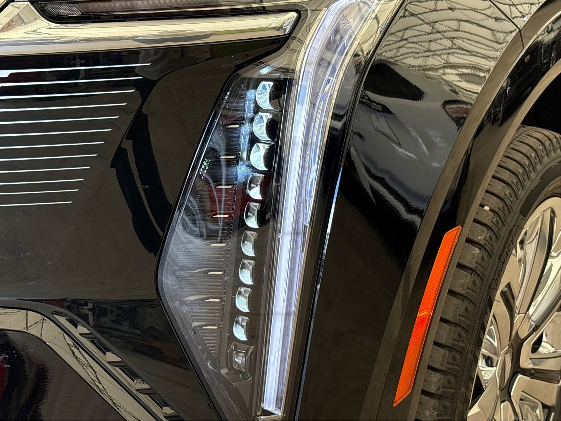 2025 Cadillac Escalade IQ Luxury 2 - Photo 14