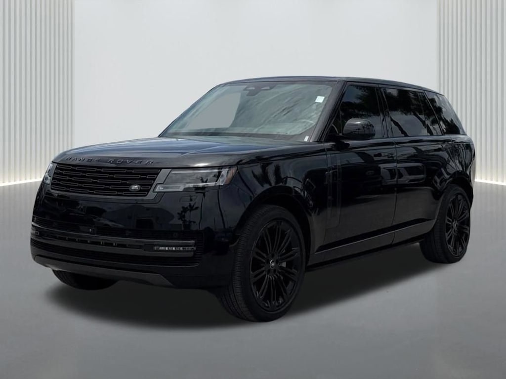 Used 2025 Land Rover Range Rover SE