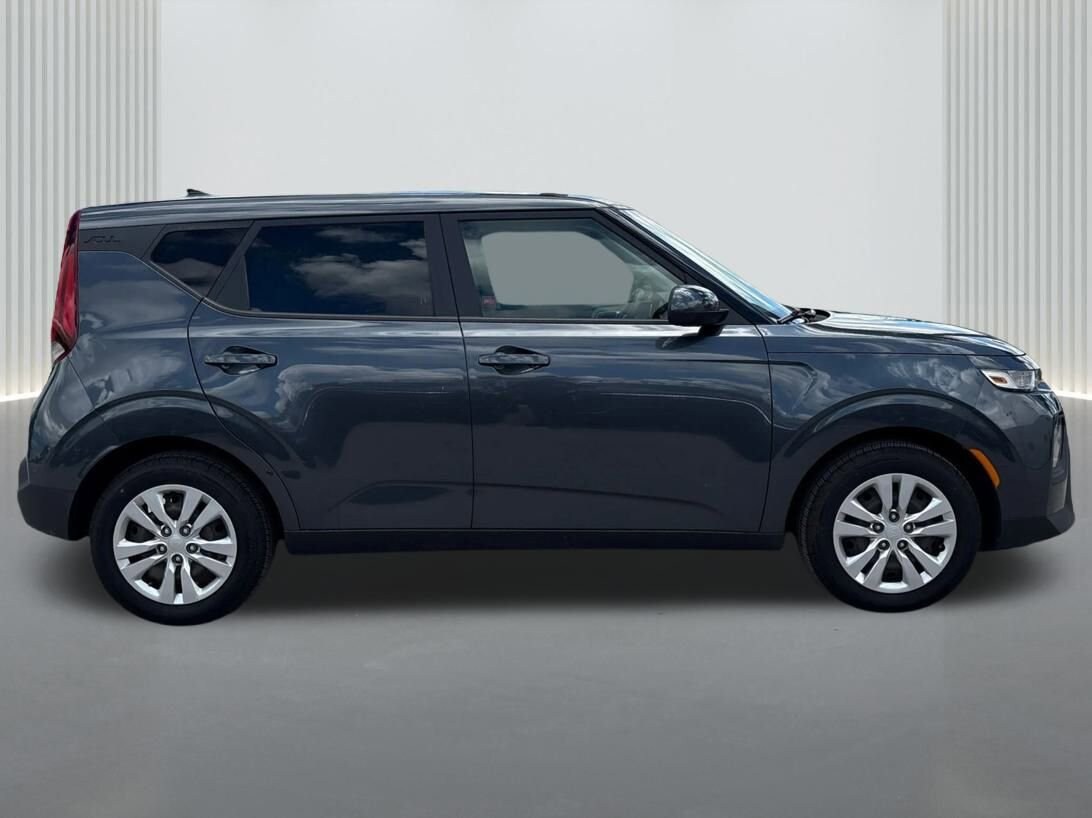 2020 Kia Soul LX S X-Line photo 4