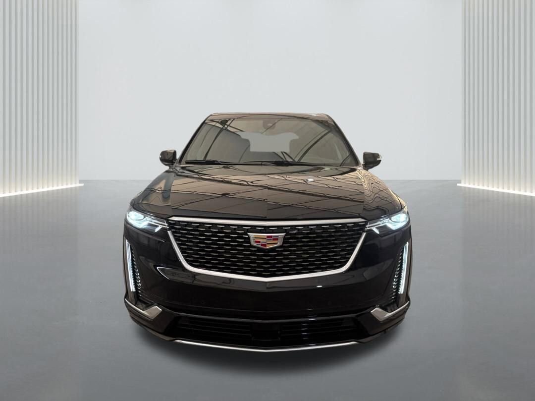 2025 Cadillac XT6 Premium Luxury photo 2