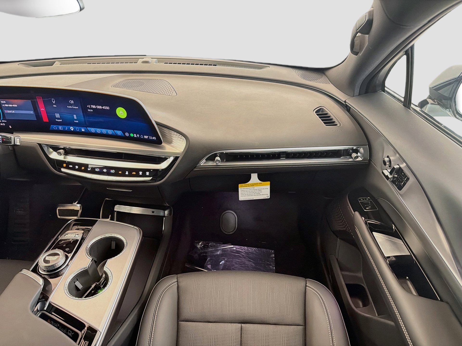 2027 Cadillac LYRIQ Sport - Photo 18
