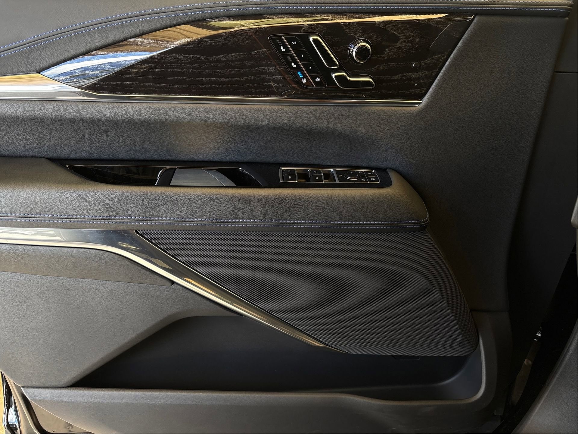 2026 Cadillac Escalade IQ Sport - Photo 21