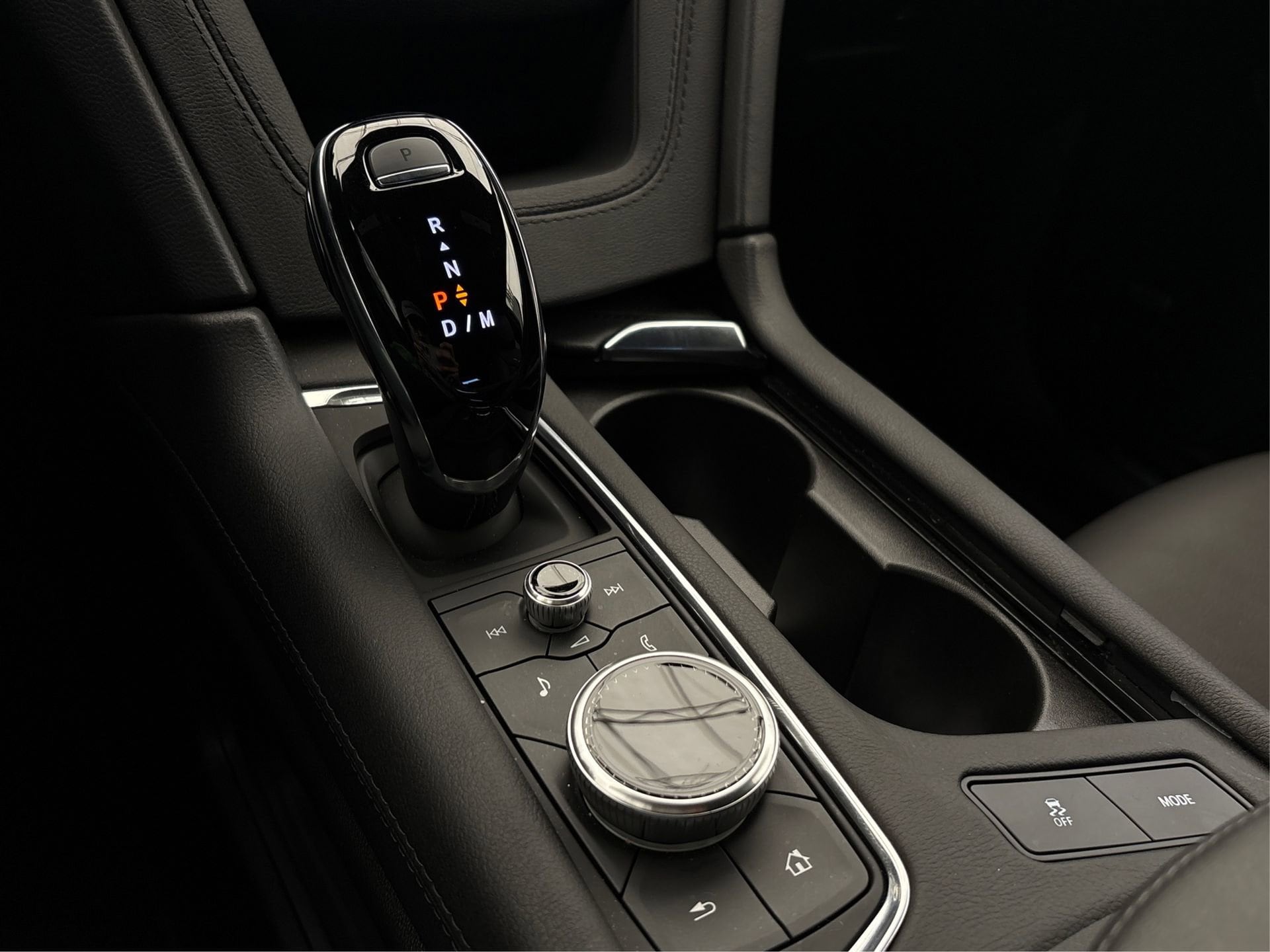 2025 Cadillac XT5 Luxury - Photo 29