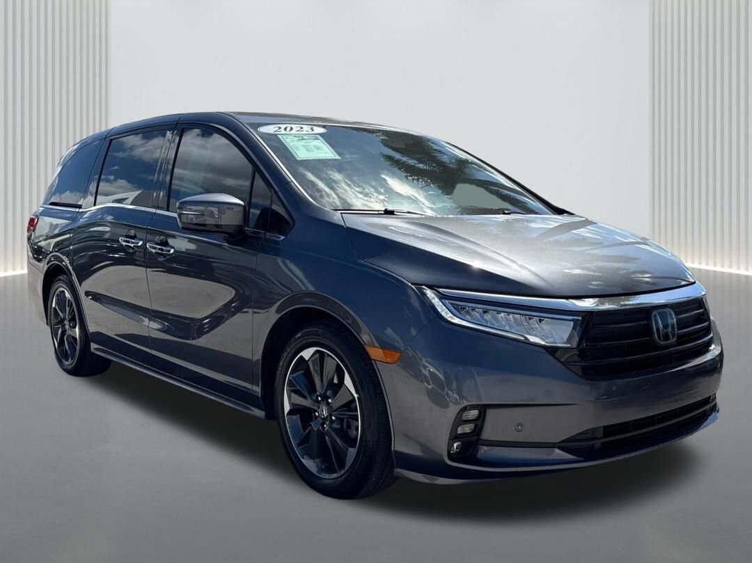 2023 Honda Odyssey Elite photo 3