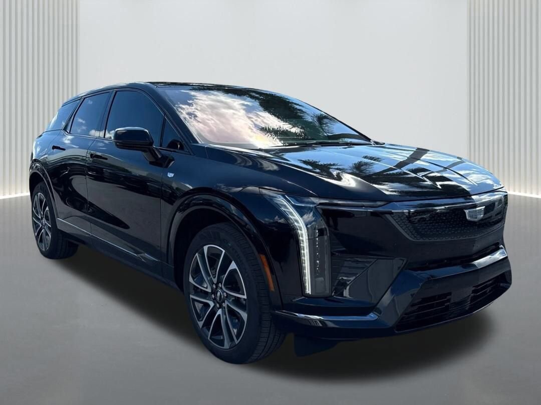 2025 Cadillac Optiq Sport photo 3