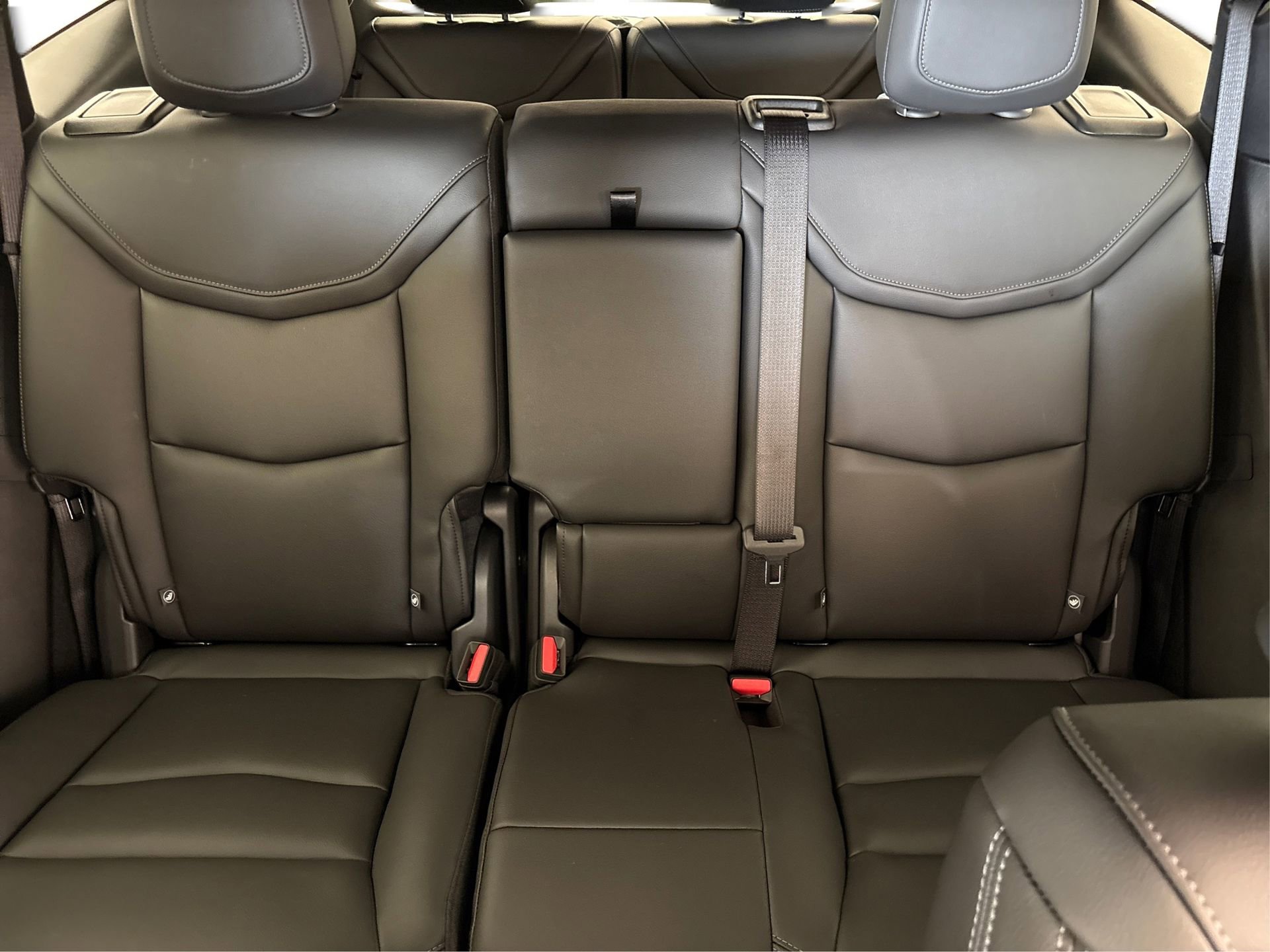 2025 Cadillac XT6 Luxury - Photo 17