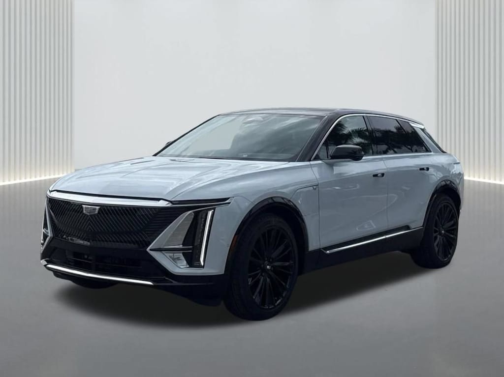 New 2026 CADILLAC LYRIQ Luxury SUV